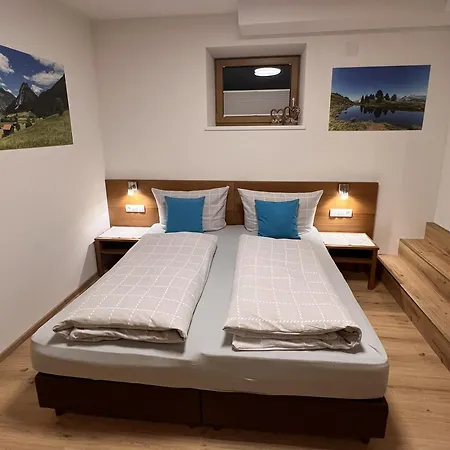 Stanzertal Apartment *